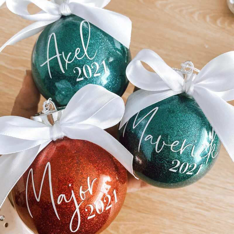 Personalised Christmas Bauble – Glitter
